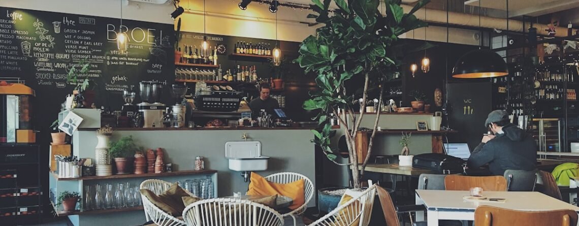 Speaker sound system untuk kafe - BMB Sound System Indonesia