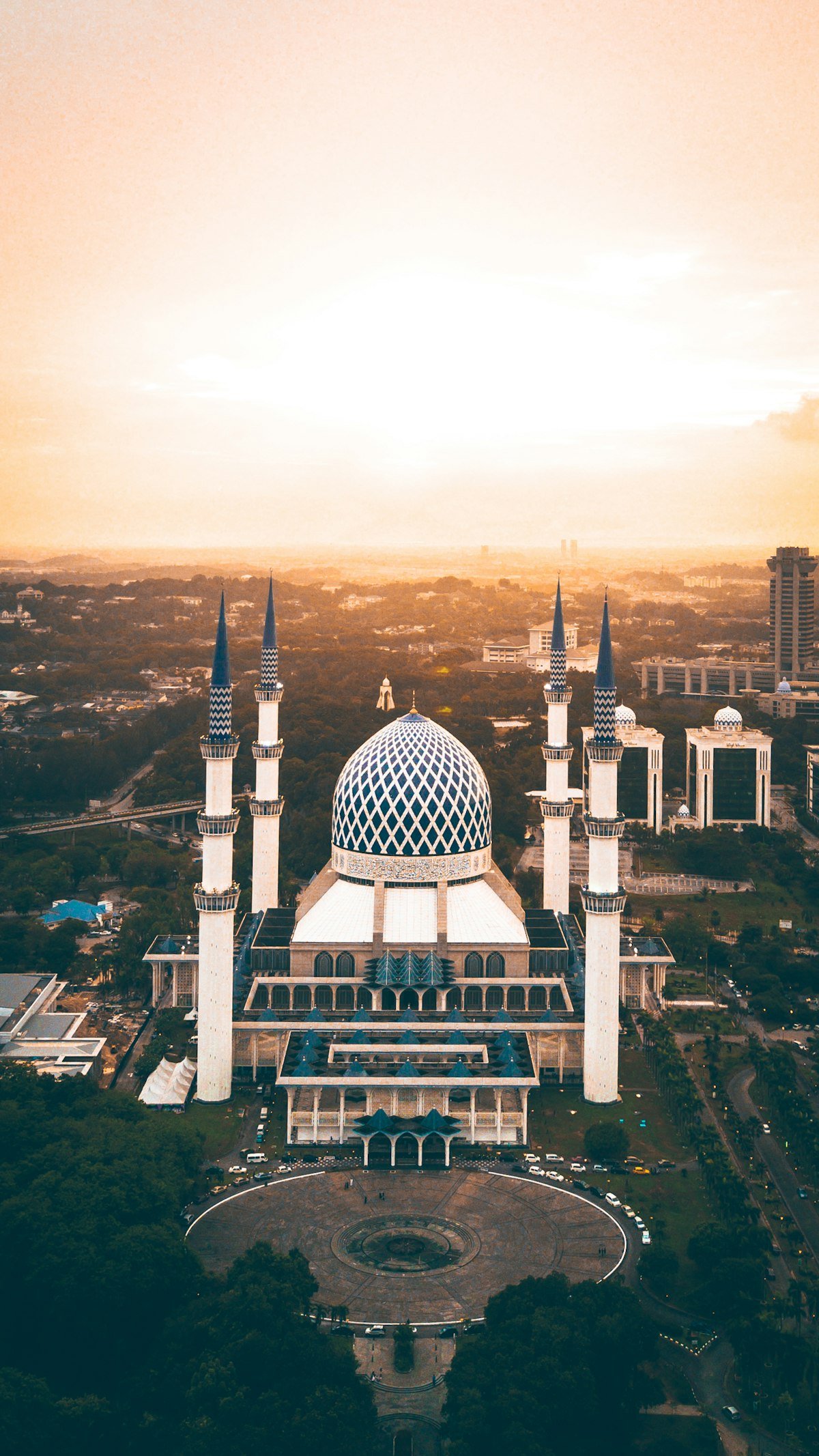 Speaker sound system untuk masjid dan mushola - BMB Sound System Indonesia